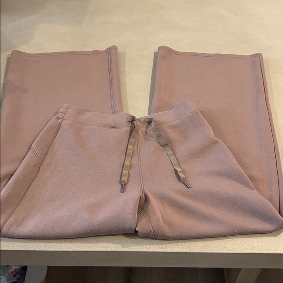 SPANX AirEssentials® Wide Leg Pant-M - Picture 7 of 8